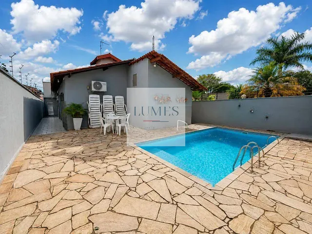 Casa com 400m² 3 quartos e 4 banheiros, à venda, no bairro Vila Mac Knight em Santa Bárbara D'Oeste