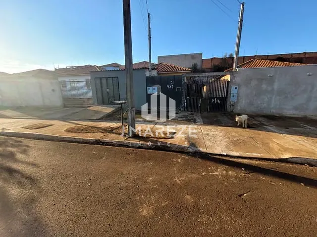 Casa com 200m² 2 quartos e 1 banheiro, à venda, no bairro Núcleo Habitacional Dom Romeu Alberti em Apucarana