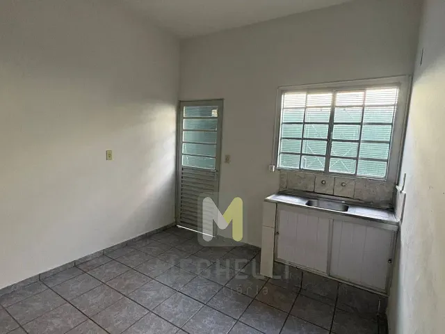Casa com 125m² 2 quartos e 1 banheiro, para alugar, no bairro Jardim Boa Vista em Serrana