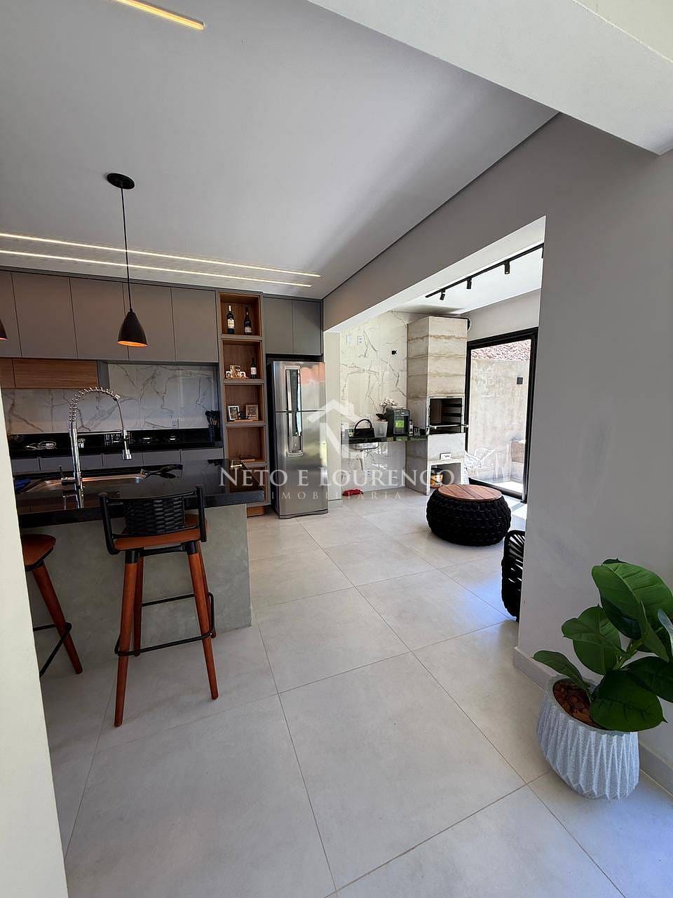 Casa, 3 quartos, 245 m² - Foto 25