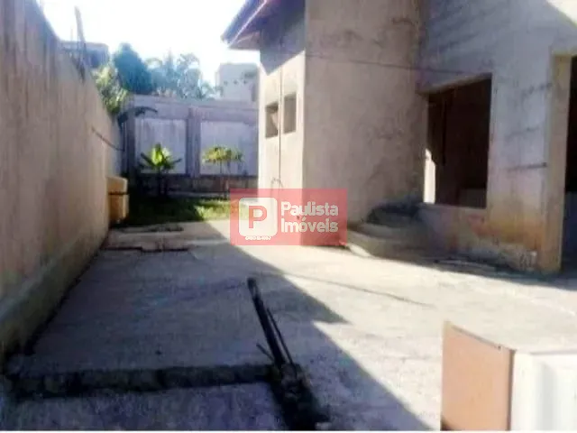 Casa com 600m² 3 quartos e 5 banheiros, à venda, no bairro Interlagos em São Paulo