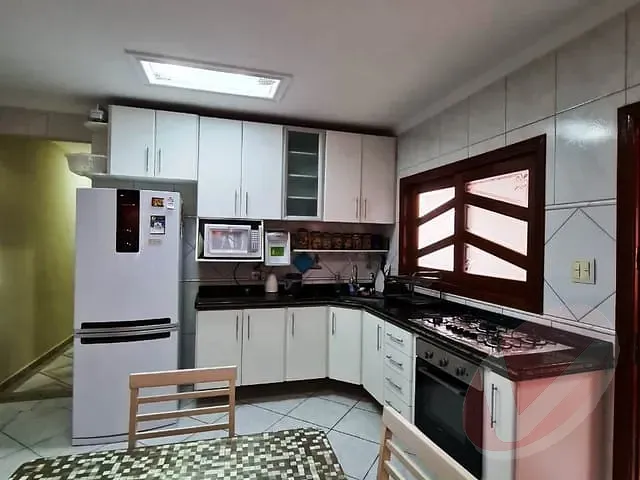 Casa 4 quartos e 3 banheiros, à venda, no bairro Caiçara em Praia Grande