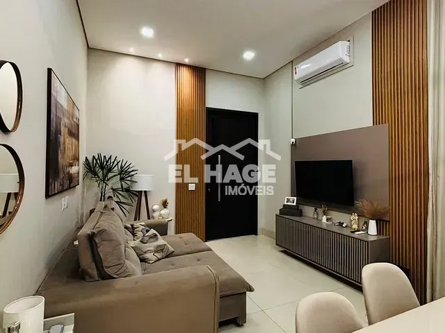 Casa com 250m² 3 quartos e 3 banheiros, à venda, no bairro Ribeirão do Lipa em Cuiabá