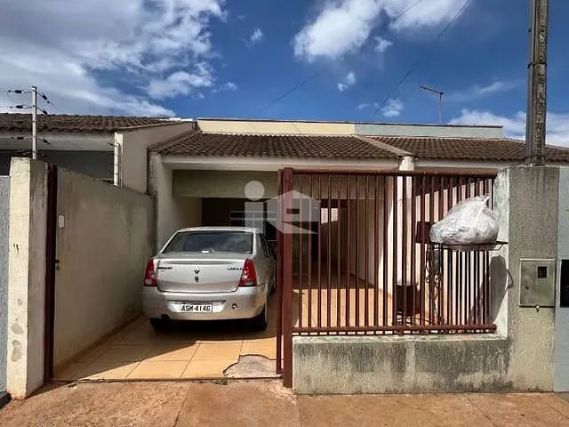 Casa com 125m² 2 quartos e 1 banheiro, à venda, no bairro Jardim Pioneiros em Rolândia