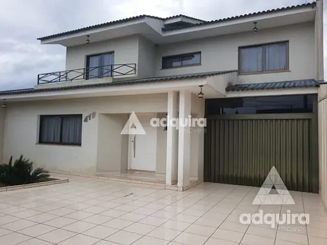 Sobrado 2 quartos e 2 banheiros, à venda, no bairro Oficinas em Ponta Grossa