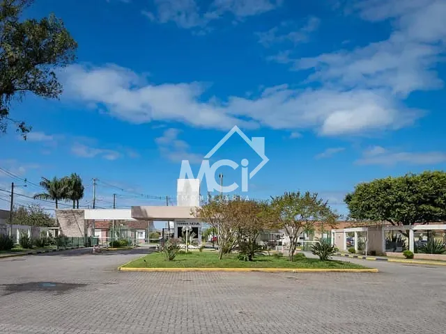 Casa 3 quartos e 2 banheiros, à venda, no bairro Três Vendas em Pelotas