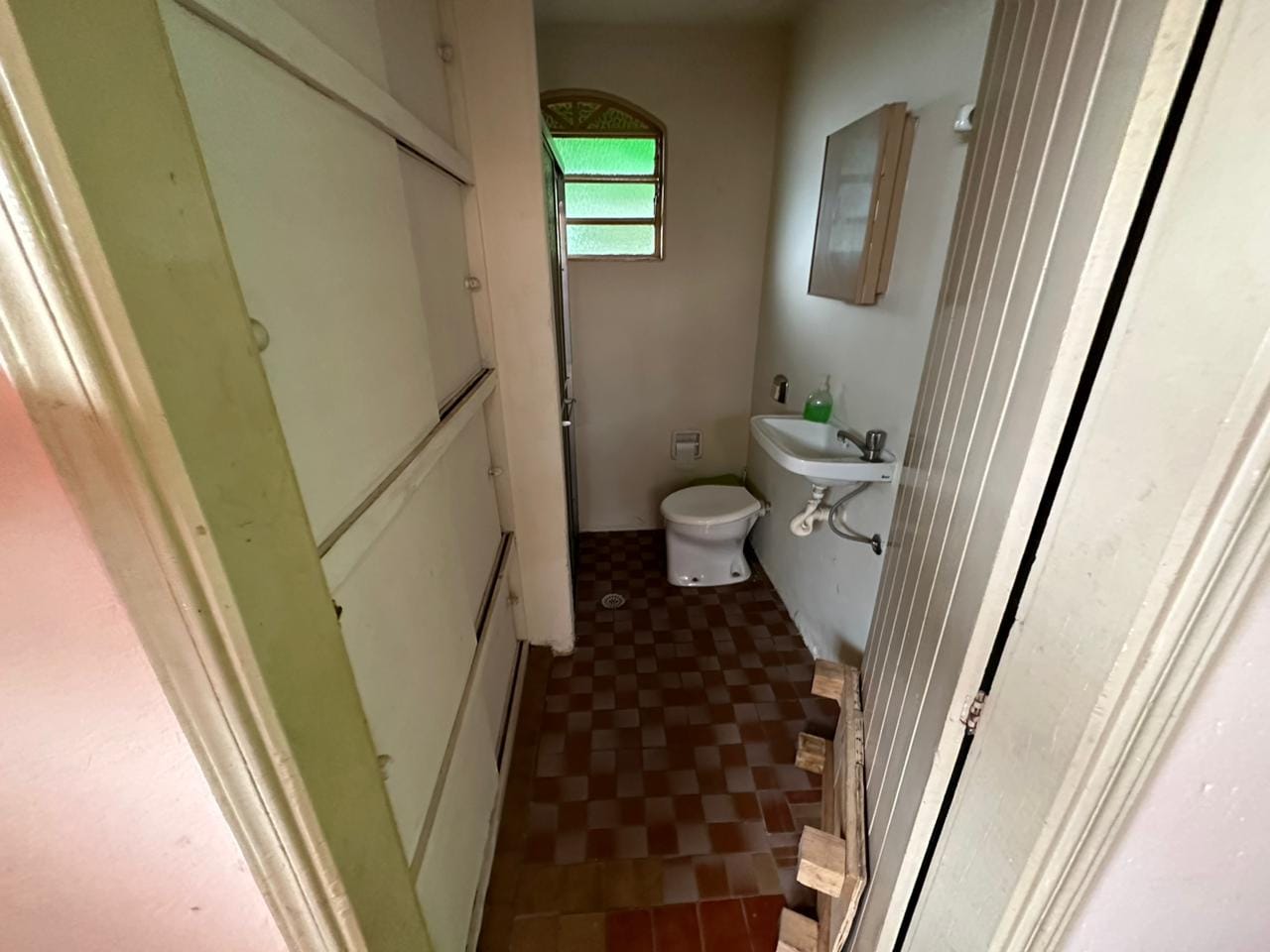 Casa à venda com 5 quartos, 300m² - Foto 11