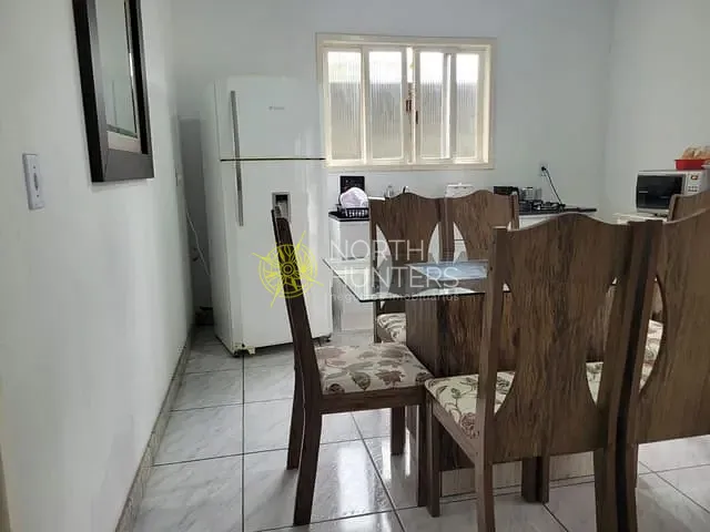 Casa com 450m² 2 quartos e 2 banheiros, à venda, no bairro Vila Nova em Joinville