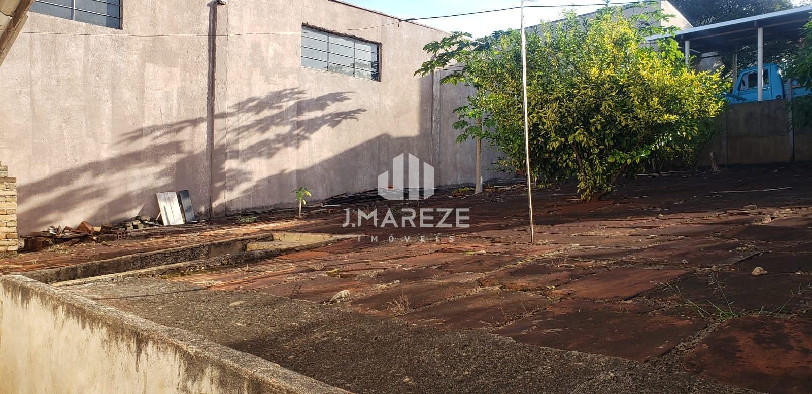 Casa à venda com 2 quartos, 100m² - Foto 4