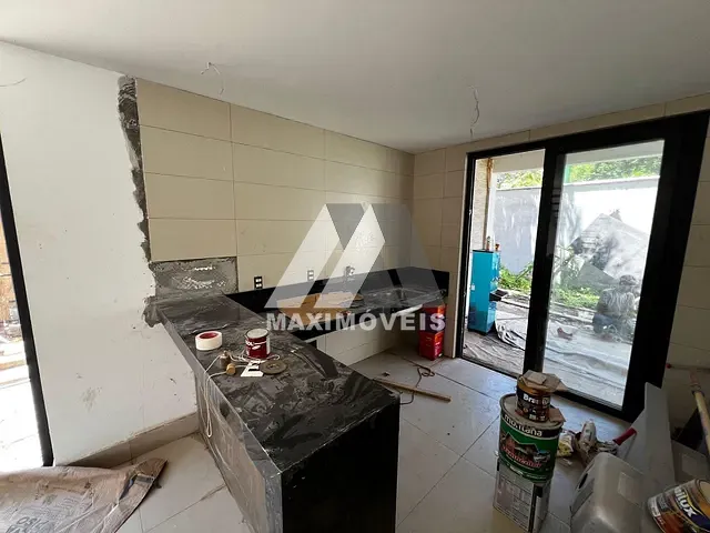 Casa 3 quartos e 3 banheiros, à venda, no bairro Arraial D'Ajuda em Porto Seguro