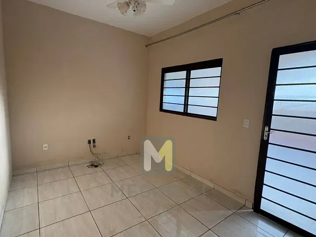 Casa com 300m² 2 quartos e 1 banheiro, para alugar, no bairro Dom Camilo em Serrana