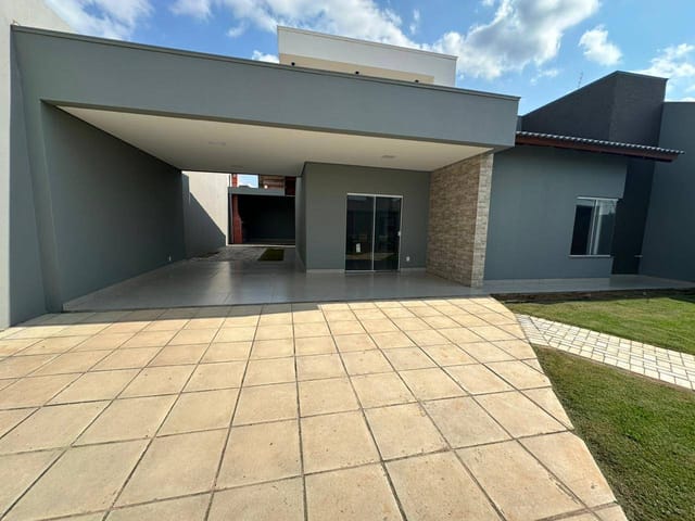 Casa com 300m² 3 quartos e 2 banheiros, à venda, no bairro Jardim Novo Horizonte em Sinop