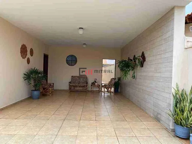 Casa 3 quartos e 2 banheiros, à venda, no bairro Vila Paraíso em Assis