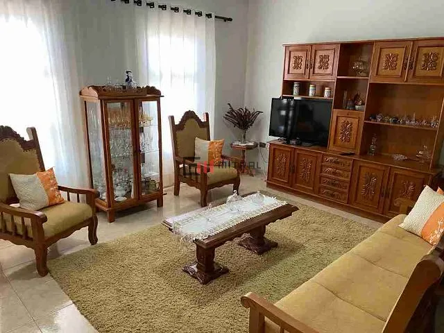 Casa 3 quartos e 2 banheiros, à venda, no bairro Vila Paraíso em Assis