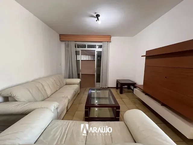 Casa 4 quartos e 4 banheiros, para alugar, no bairro Centro em Itajaí