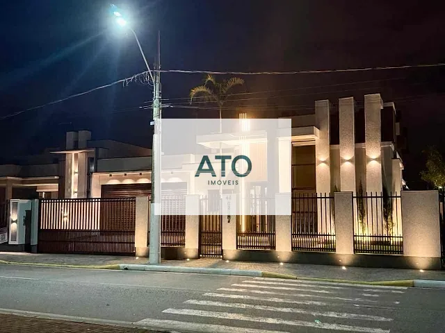 Casa com 306m² 2 quartos e 1 banheiro, à venda, no bairro Areis- Bosque da Mata em Tijucas
