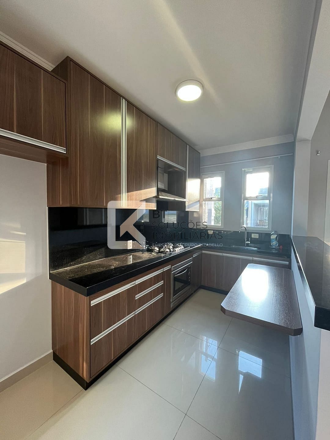 Casa, 3 quartos, 99 m² - Foto 2