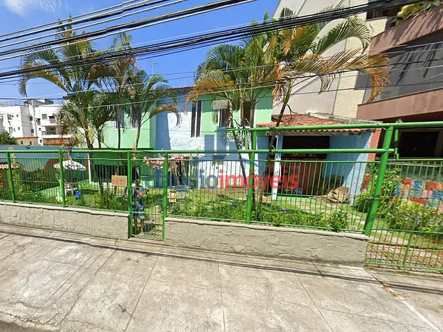 Casa com 573m² 3 quartos e 2 banheiros, à venda, no bairro Recreio dos Bandeirantes em Rio de Janeiro