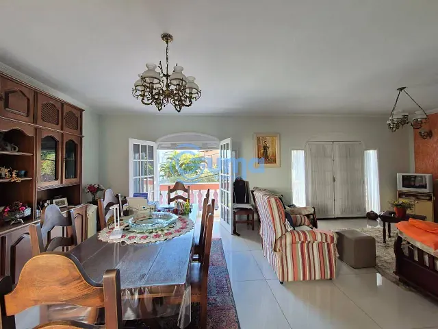 Casa com 339m² 4 quartos e 4 banheiros, à venda, no bairro Jardim Nova Bragança em Bragança Paulista