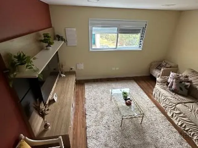 Casa com 1800m² 4 quartos e 3 banheiros, à venda, no bairro Bosque do Embu em Embu das Artes