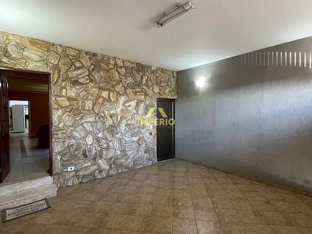 Casa com 125m² 3 quartos e 3 banheiros, à venda, no bairro Centro em Salto