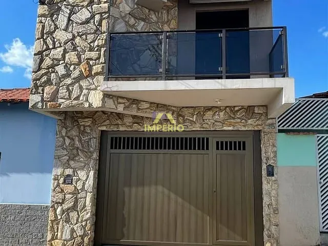 Casa com 125m² 3 quartos e 3 banheiros, à venda, no bairro Centro em Salto