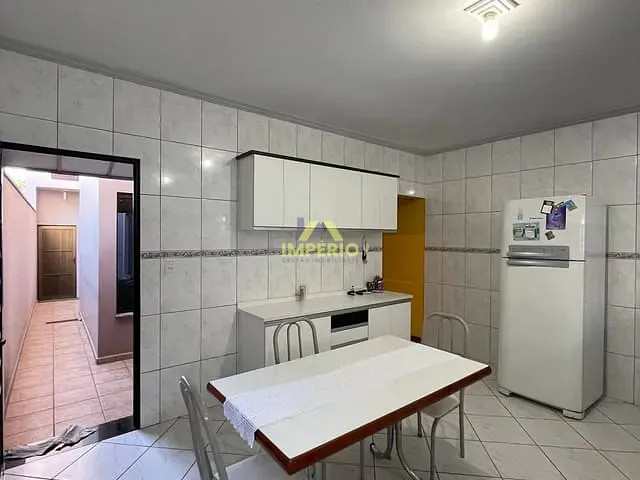 Casa com 125m² 3 quartos e 3 banheiros, à venda, no bairro Centro em Salto