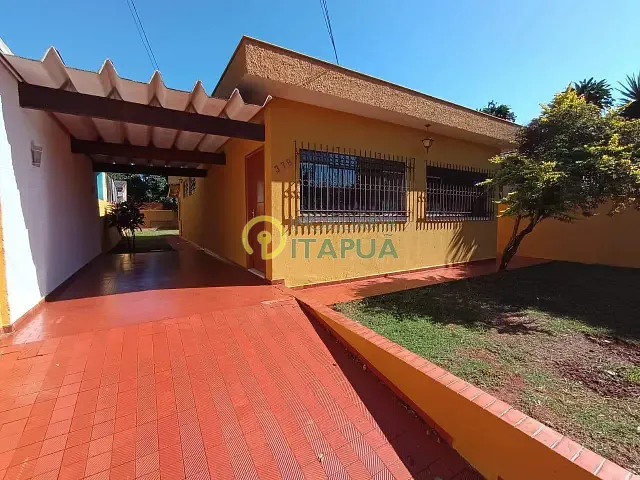 Casa com 300m² 2 quartos e 1 banheiro, para alugar, no bairro Vila Nova em Londrina