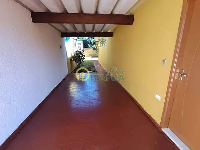 Casa com 300m² 2 quartos e 1 banheiro, para alugar, no bairro Vila Nova em Londrina