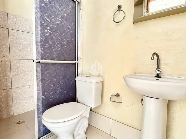 Casa 3 quartos e 2 banheiros, à venda, no bairro Núcleo Habitacional Bruno Gisbert Cury em Pederneiras