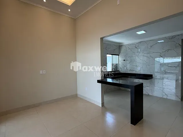 Casa com 187m² 3 quartos e 3 banheiros, à venda, no bairro Independência - 3º Complemento em Aparecida de Goiânia