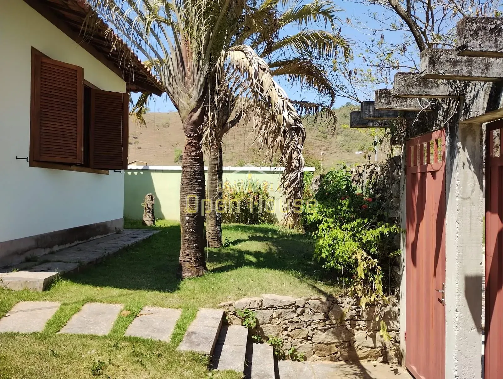 Casa, 4 quartos, 298 m² - Foto 1