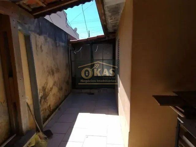 Casa com 250m² 4 quartos e 2 banheiros, à venda, no bairro Vila Amorim em Suzano