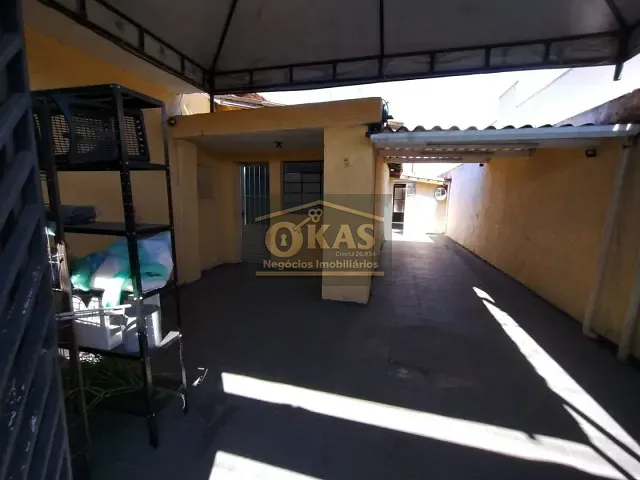 Casa com 250m² 4 quartos e 2 banheiros, à venda, no bairro Vila Amorim em Suzano
