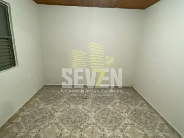 Casa com 200m² 2 quartos e 1 banheiro, à venda, no bairro Residencial Nova Bauru em Bauru