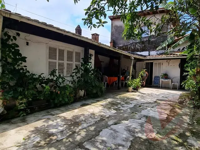 Casa com 447m² 3 quartos e 3 banheiros, à venda, no bairro Flórida em Praia Grande