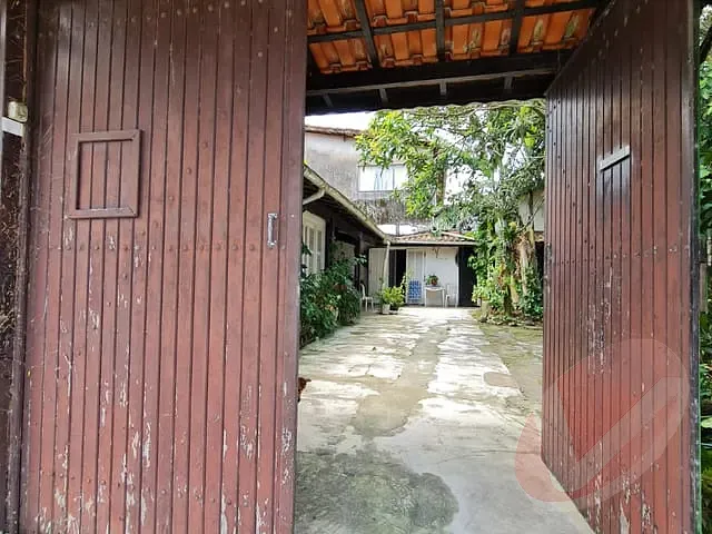 Casa com 447m² 3 quartos e 3 banheiros, à venda, no bairro Flórida em Praia Grande