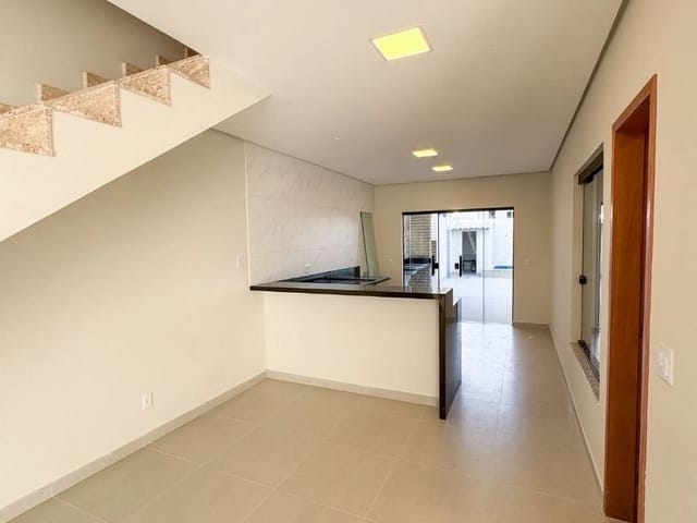 Casa com 140m² 3 quartos e 4 banheiros, à venda, no bairro Lagoa em Macaé