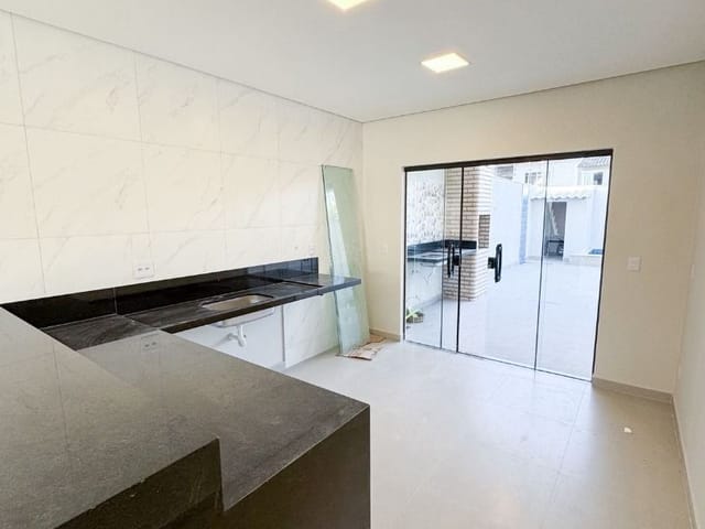 Casa com 140m² 3 quartos e 4 banheiros, à venda, no bairro Lagoa em Macaé