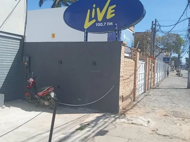 Casa à venda, no bairro Centro em Campos dos Goytacazes