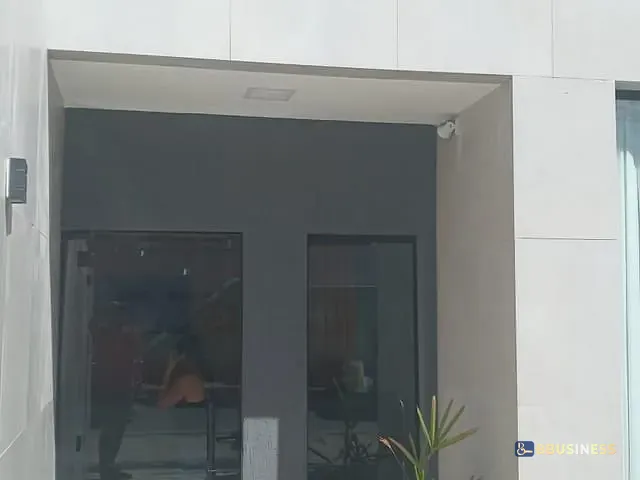 Casa à venda ou para alugar, no bairro Centro em Campos dos Goytacazes