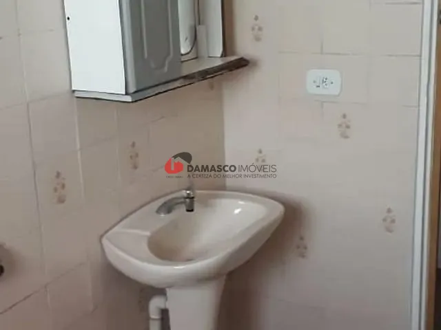 Casa com 140m² 2 quartos e 1 banheiro, à venda, no bairro Jardim Maria Eneida em Mauá