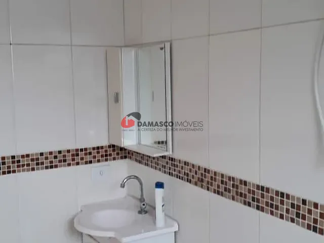 Casa com 140m² 2 quartos e 1 banheiro, à venda, no bairro Jardim Maria Eneida em Mauá