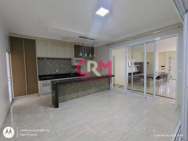 Casa com 376m² 2 quartos e 3 banheiros, para alugar, no bairro Jardim Doutor José Carlos Sobral em Taquaritinga