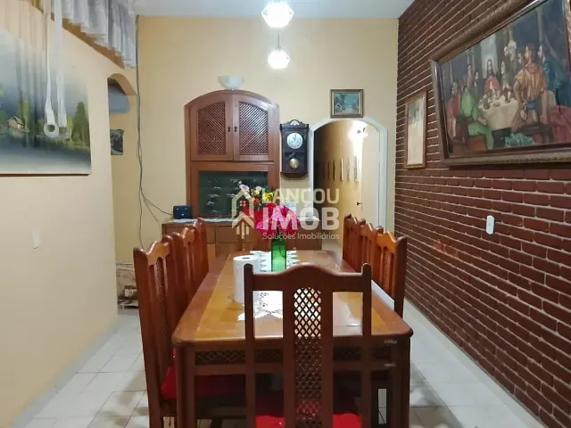 Casa 3 quartos e 5 banheiros, à venda, no bairro Centro em Jundiaí