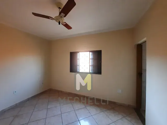 Casa 3 quartos e 2 banheiros, à venda, no bairro centro em Serrana