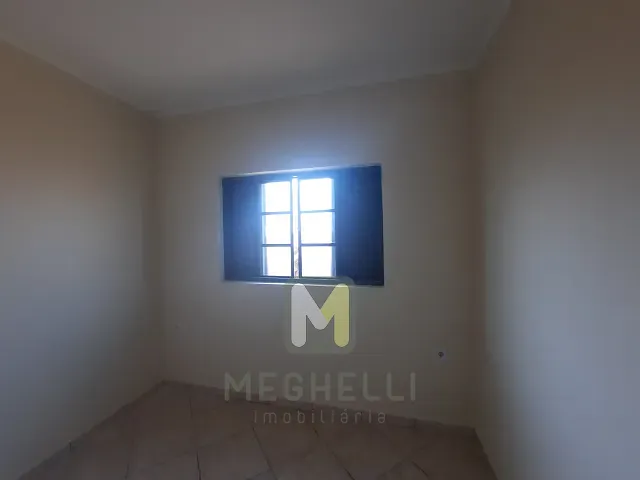 Casa 3 quartos e 2 banheiros, à venda, no bairro centro em Serrana