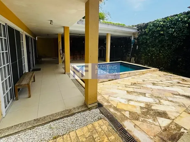 Casa com 520m² 5 quartos e 5 banheiros, à venda, no bairro Vargem Pequena em Rio de Janeiro