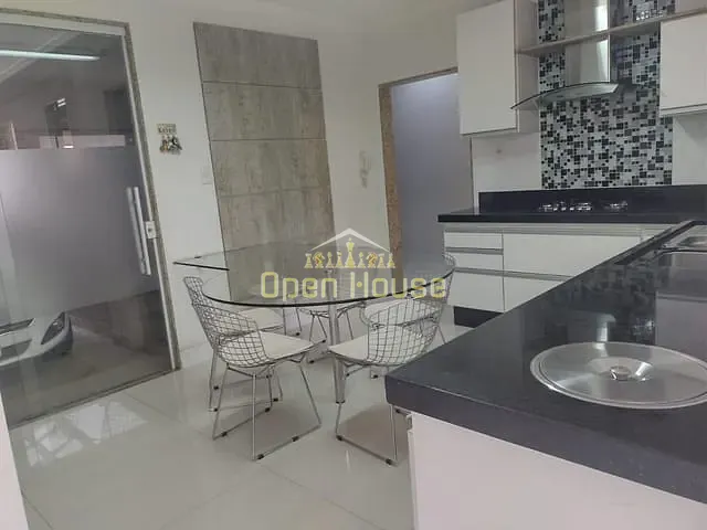 Casa com 250m² 4 quartos e 3 banheiros, à venda, no bairro Recanto Feliz (Califórnia da Barra) em Barra do Piraí