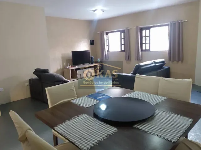 Casa com 250m² 3 quartos e 1 banheiro, à venda, no bairro Jardim Medina em Poá